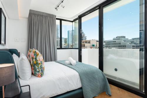 Luxurious Penthouse City Centre Stunning Views