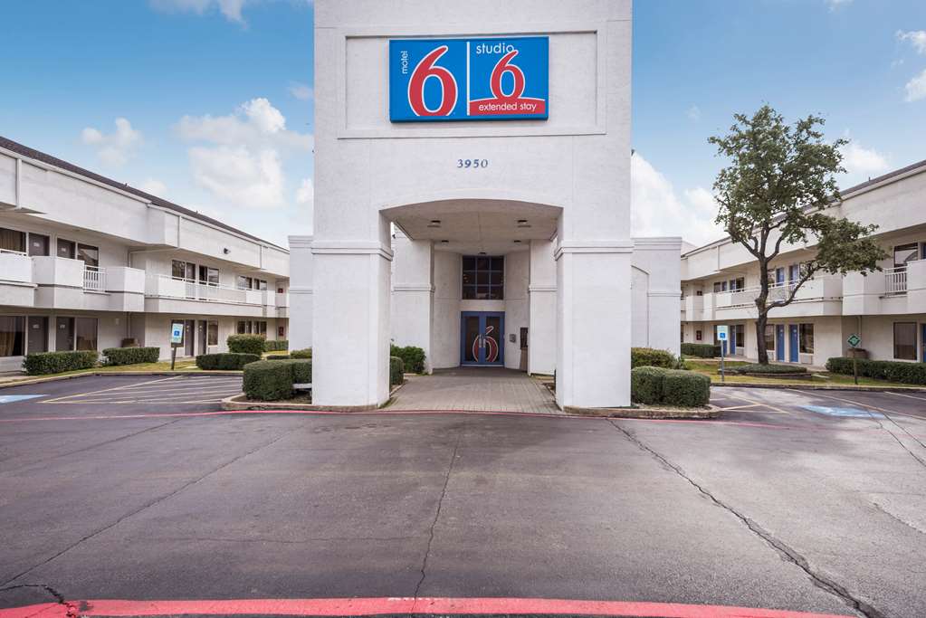 Motel 6 Irving TX Irving DFW Airport East - photo 8