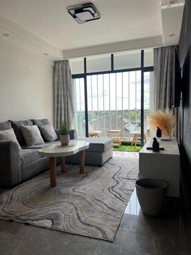 Beautiful serviced Skyline Escape 1BR