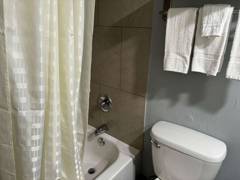 Studio 6 Suites Memphis TN East Memphis - photo 12