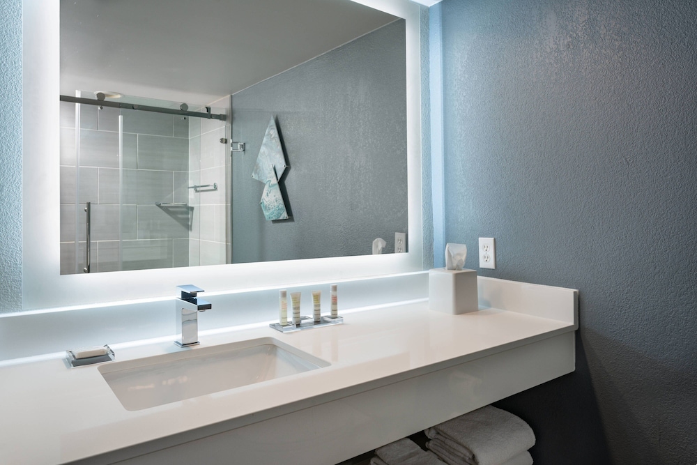 Marriott Anchorage Downtown - photo 22