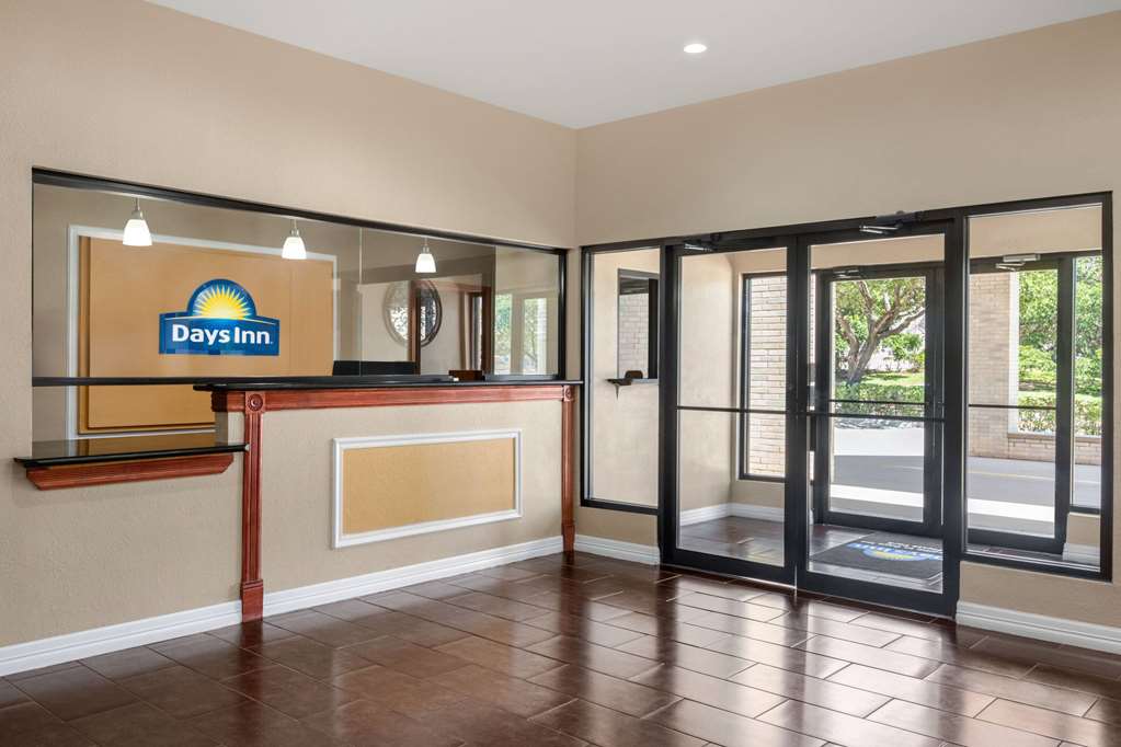 Days Inn by Wyndham San Antonio Near Fiesta Park - photo 6