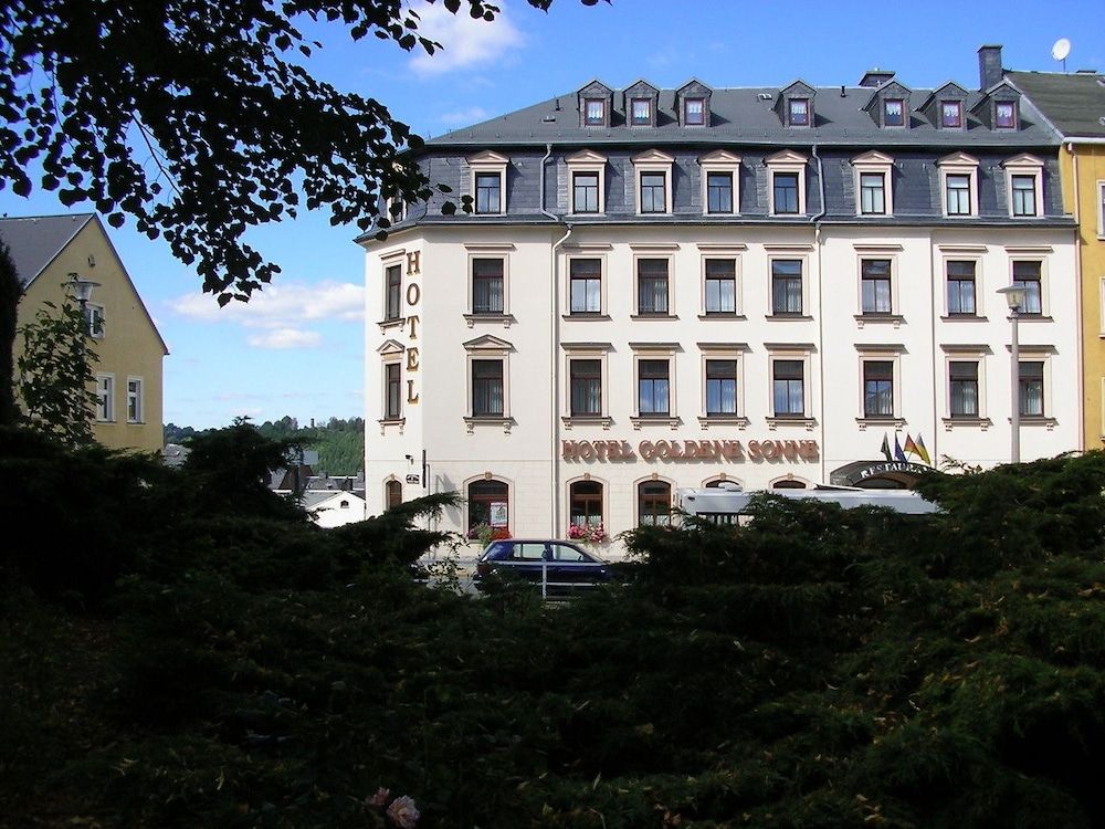 Hotel Goldene Sonne — hotel in Aue