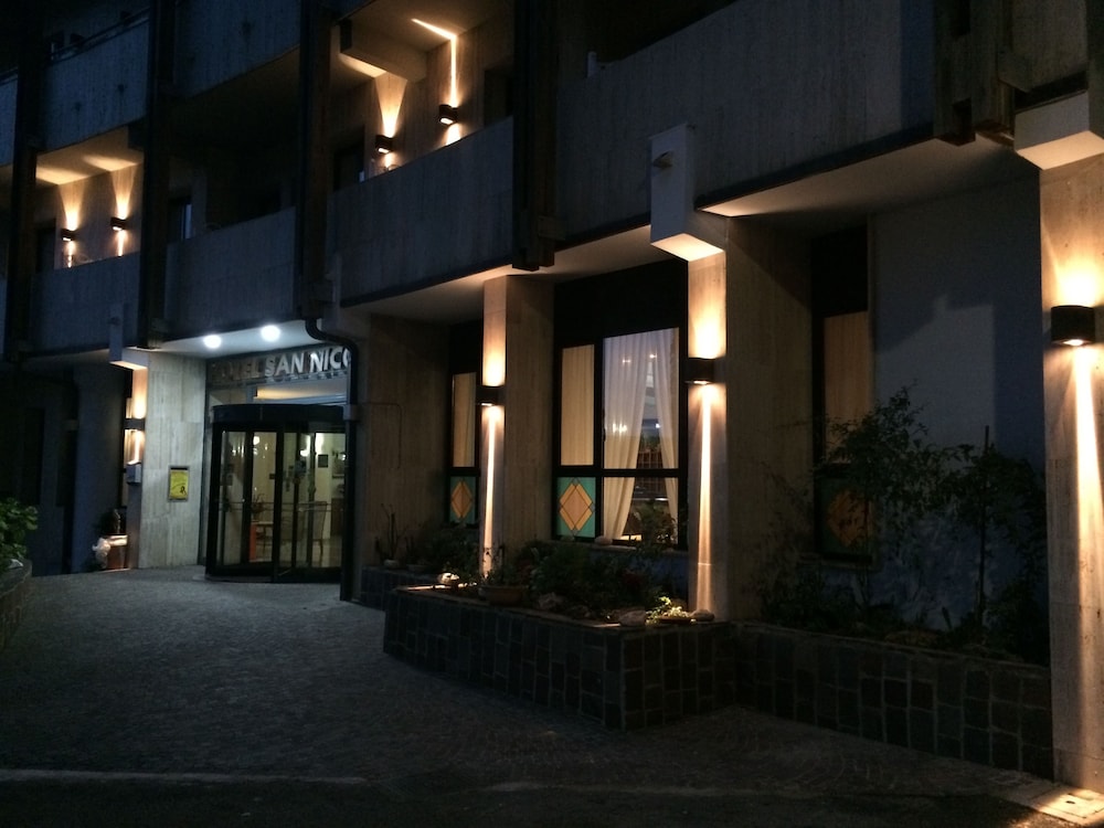 Hotel San Nicola — hotel in Lagonegro