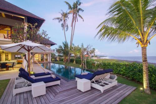Beachfront Luxury Villa Purnama — 4-Star Luxury Hotel in Bali, Indonesia