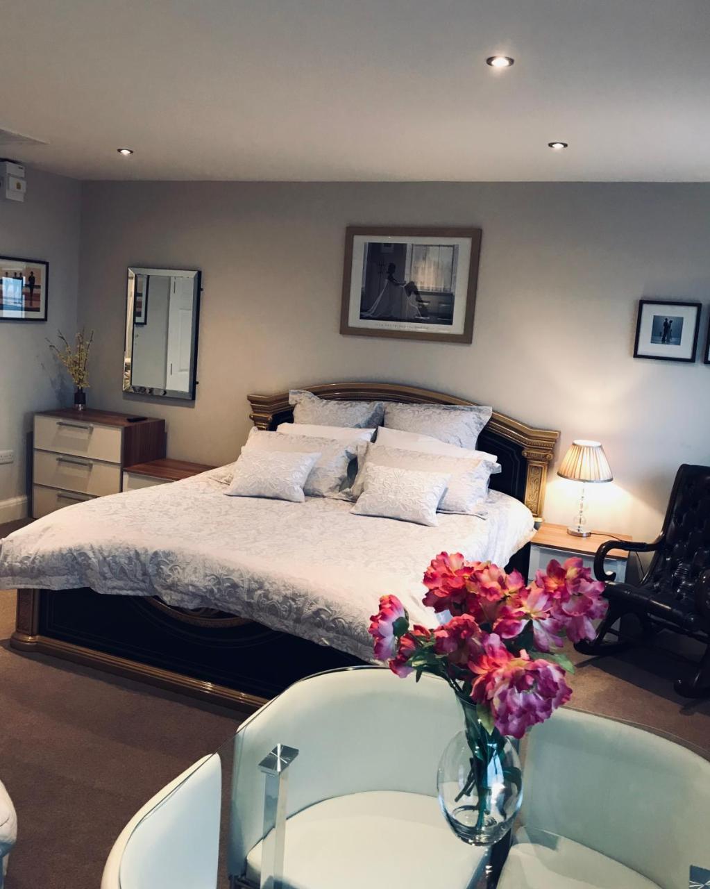 Kelvin House — 4-Star Luxury Hotel in Fleetwood, United Kingdom
