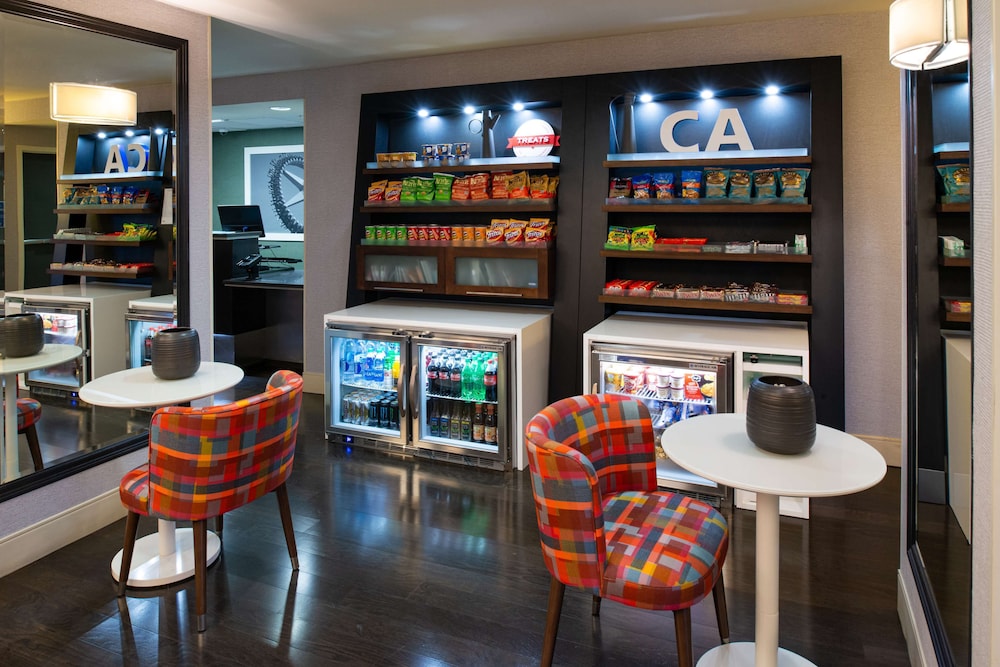 Hampton Inn San Francisco Daly City - photo 23