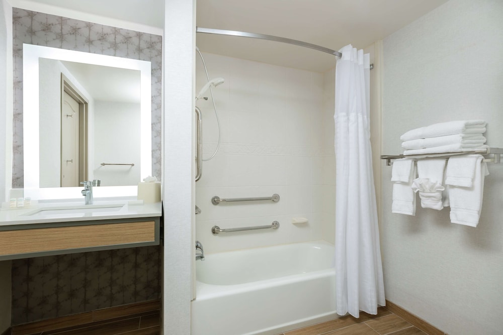 Hilton Garden Inn Greenville - photo 15