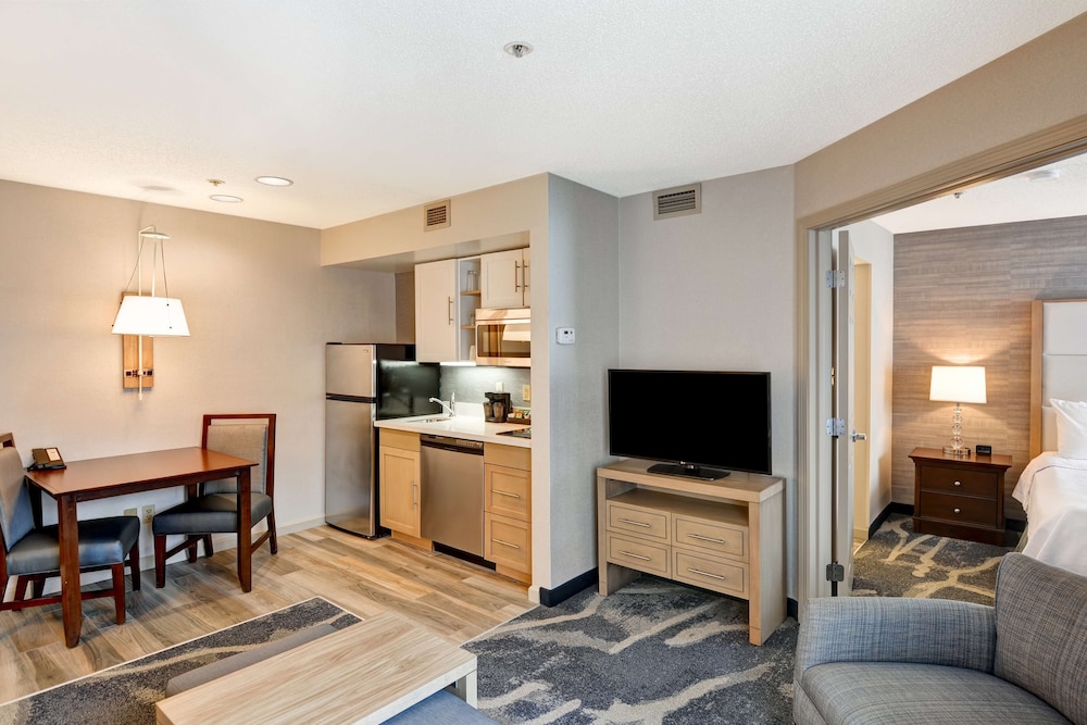 Homewood Suites by Hilton Windsor Locks Hartford - photo 16