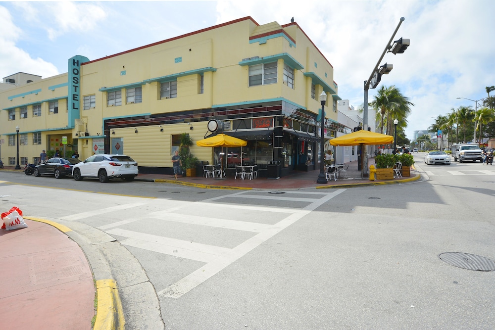 South Beach Rooms and Hostel - photo 28