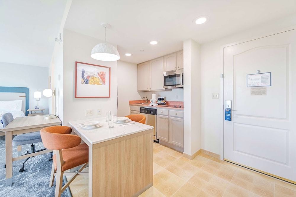 Homewood Suites by Hilton East Rutherford Meadowlands - photo 28