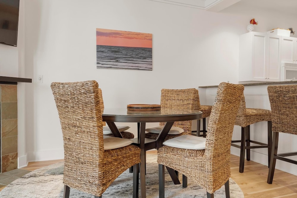 Village Suites Bay Harbor - photo 38