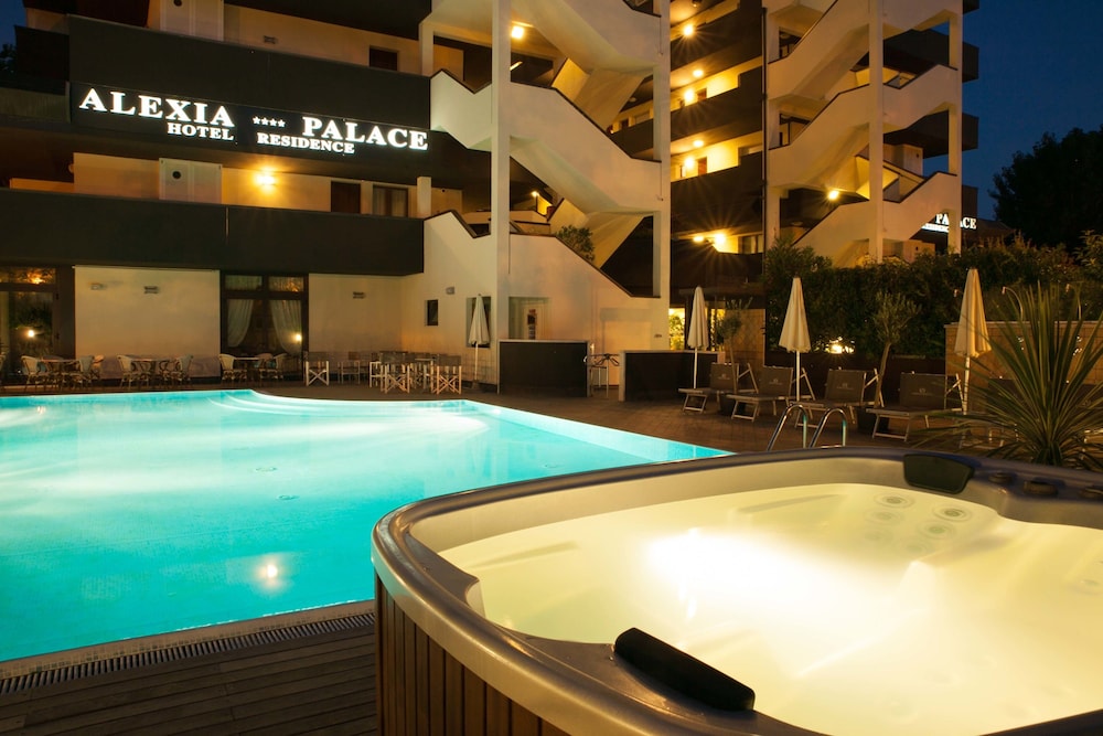 Alexia Palace Hotel Residence — 4-Star Luxury Hotel in Cesenatico, Italy