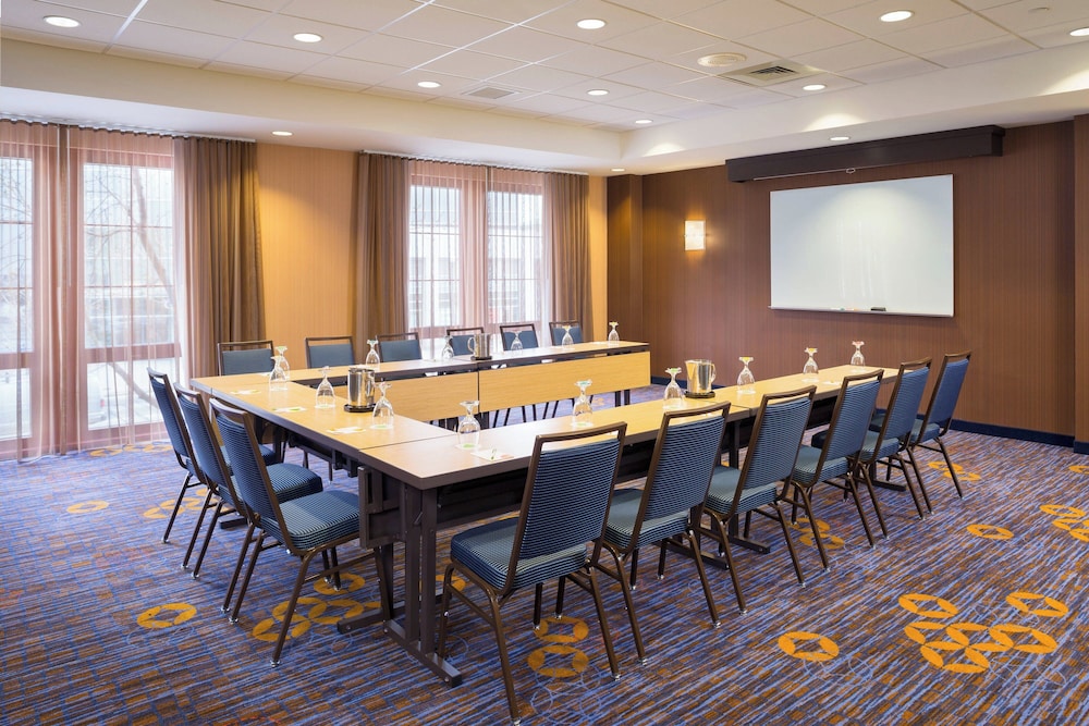 Courtyard by Marriott Providence Downtown - photo 25
