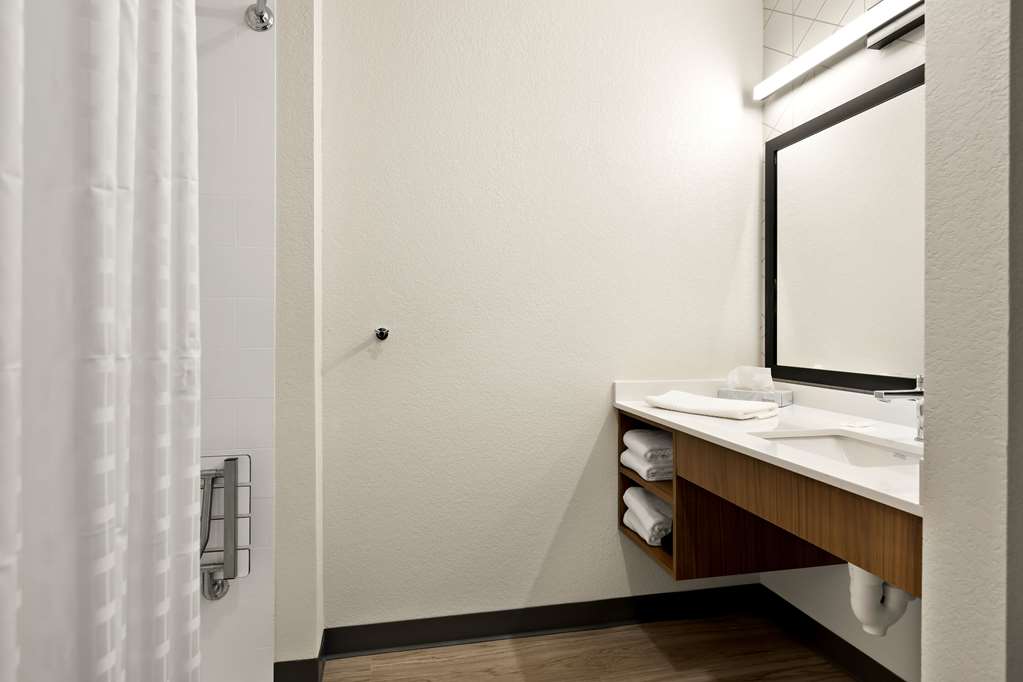 Everhome Suites Nampa Boise - photo 22