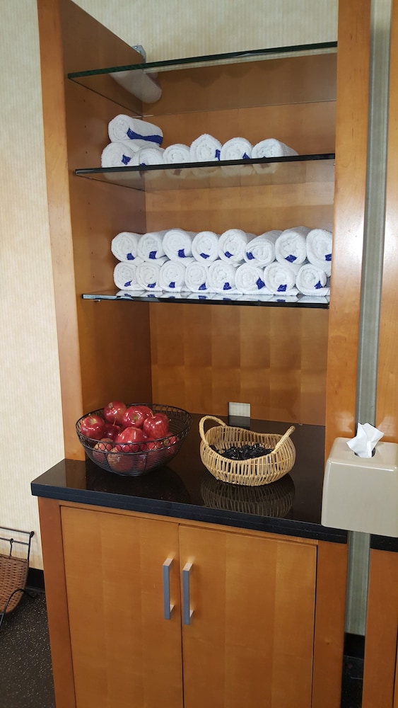 Anaheim Marriott Suites - photo 32