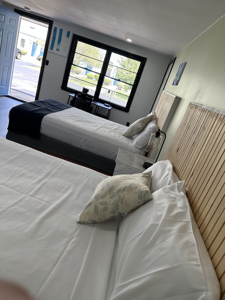 Harborside Suites - photo 9