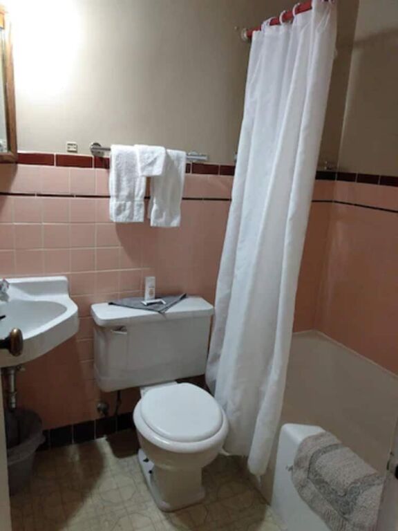 Hub City Inn - photo 7