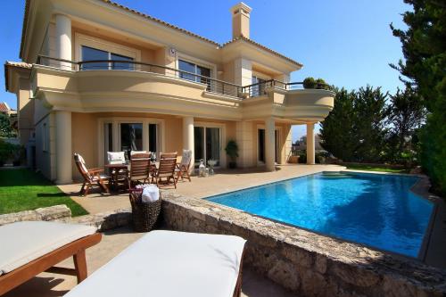 Villa Sabia — 4-Star Luxury Hotel in Vari, Greece