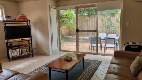 Idyllic Seaside Hideaway — Hawks Nest — photo 2