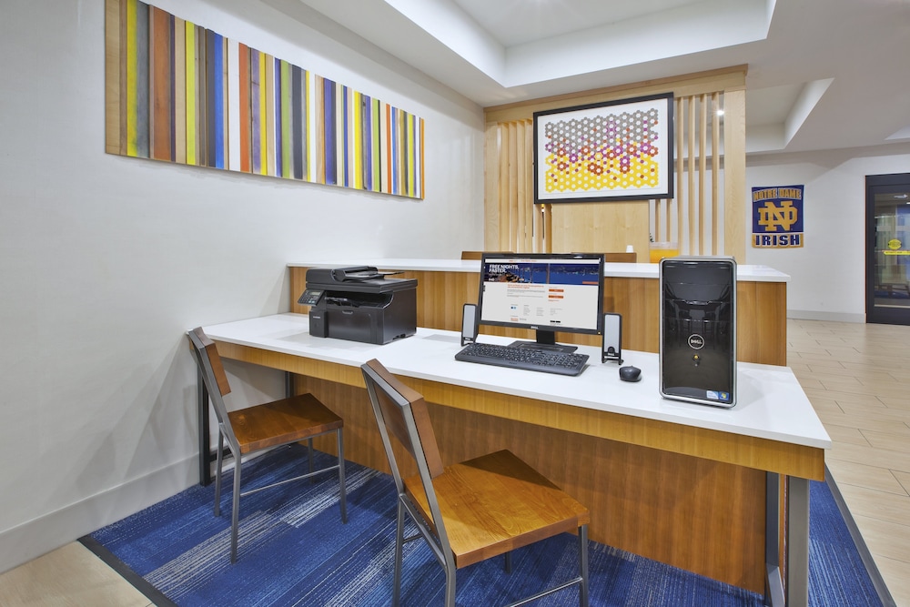 Holiday Inn Express Hotel & Suites Niles by IHG - photo 30