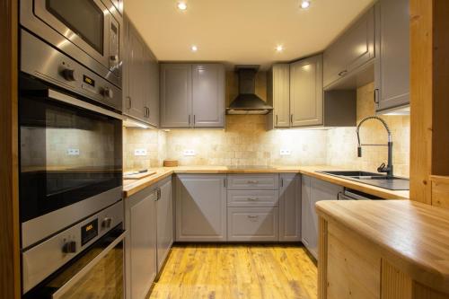 Chardons Isabella in Tignes, France