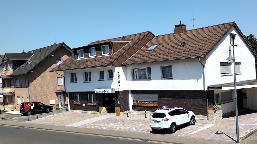 Garni Hotel Bonnem Inn — Bornheim