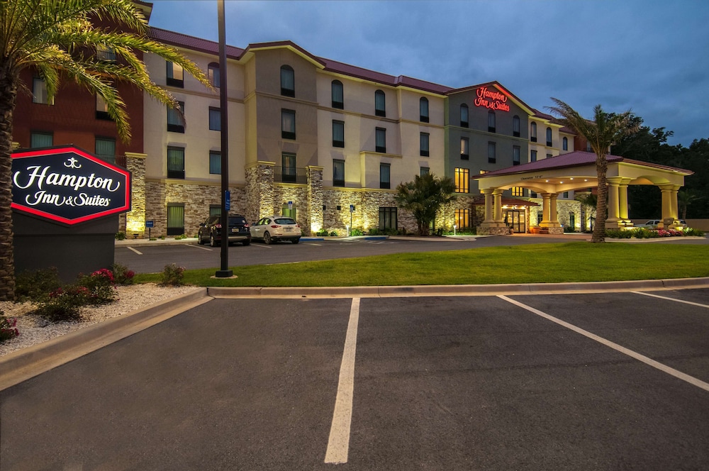 Hampton Inn & Suites Pensacola I 10 Pine Forest Road - photo 44