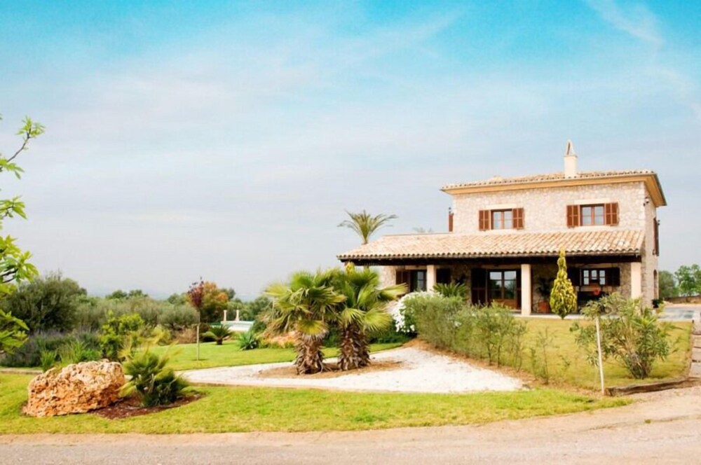 Finca Ses Oliveres d’Ariany in Ariany, Spain