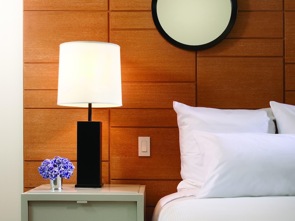 21c Museum Hotel Cincinnati - photo 18