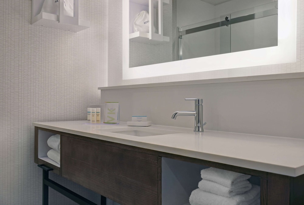 Hampton Inn Patterson - photo 19
