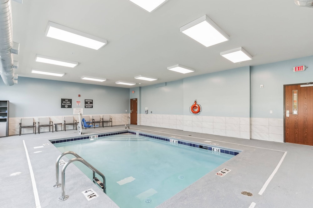 Holiday Inn Express Asheville Woodfin by IHG - photo 29
