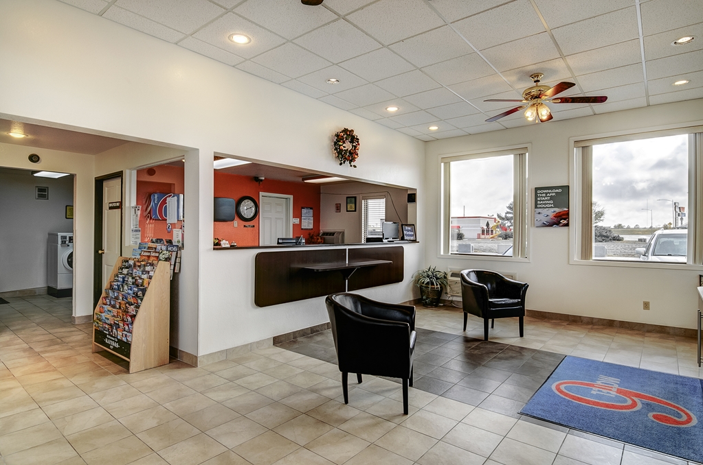 Motel 6 Colby KS - photo 27