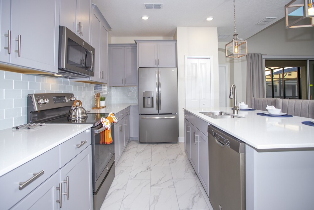 Gorgeous 5Bd Close to Disney @ Storey Lake 2734 - photo 35