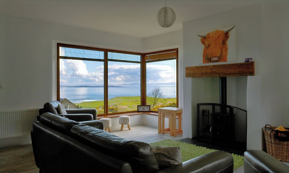 Makem's Self Catering Cottage — 4-Star Luxury Hotel in Ballycastle, United Kingdom