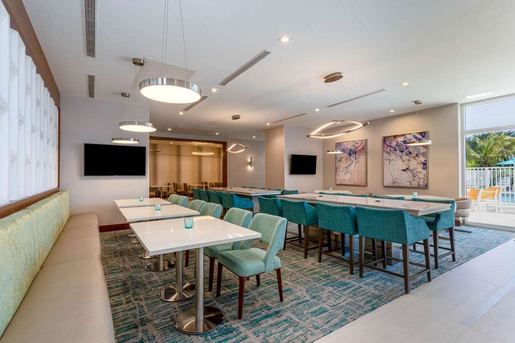 Wyndham Garden Miami International Airport - photo 8