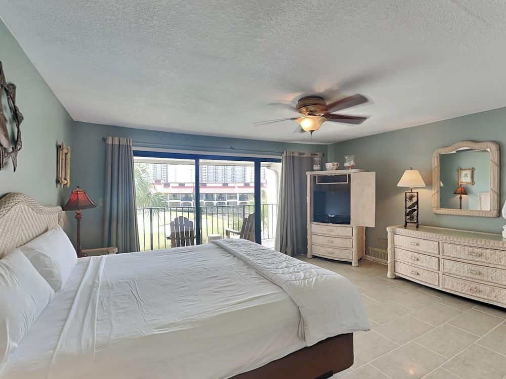 Edgewater Beach & Golf Resort II by Resort Collection - photo 150