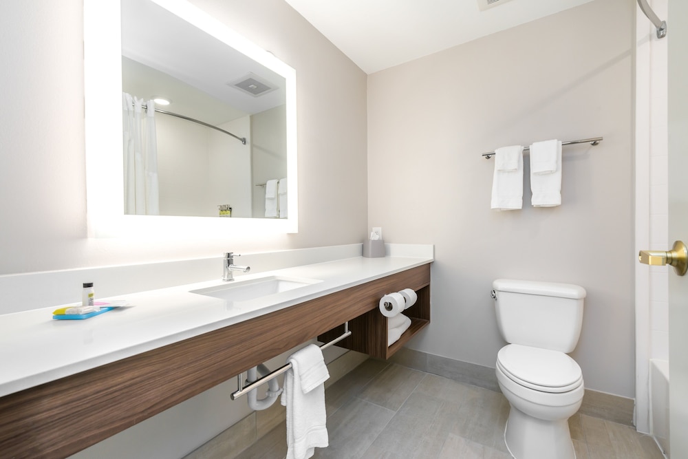 Holiday Inn Express & Suites Lagrange I 85 by IHG - photo 8