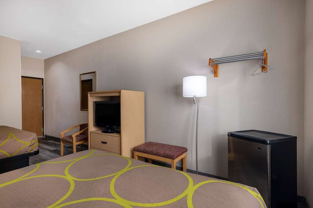 Super 8 by Wyndham Quartzsite AZ - photo 17