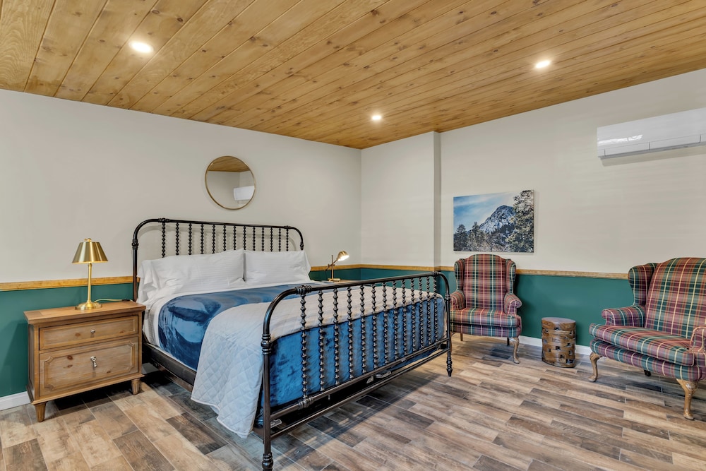 Idyllwild Inn - photo 60