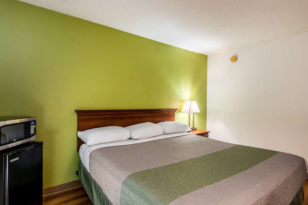 Motel 6 Petersburg VA Fort Lee - photo 4