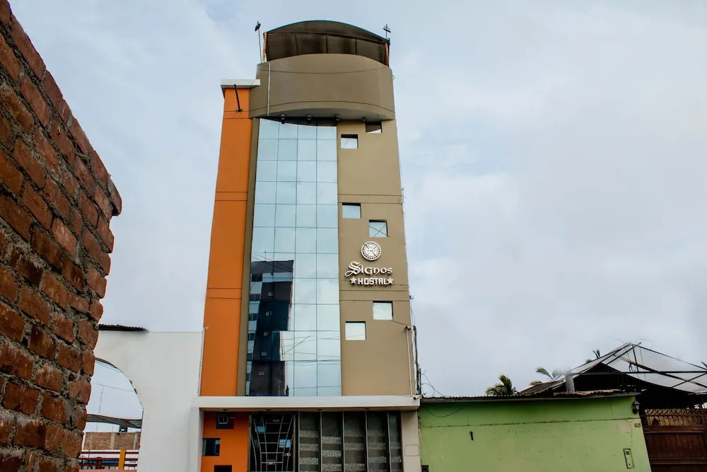 Ayenda Signos in Trujillo, Peru