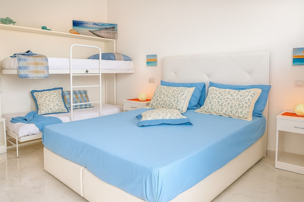 Hotiday Rooms Torre Lapillo - last minute hotel in Unknown City