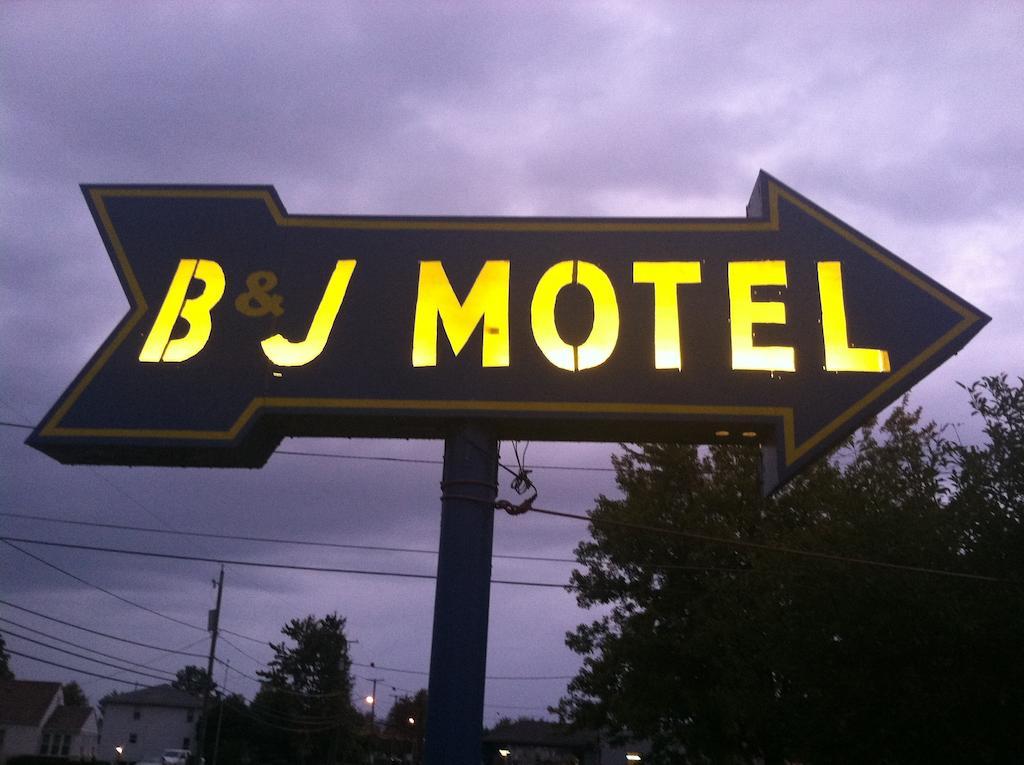 B & J Motel - featured photo