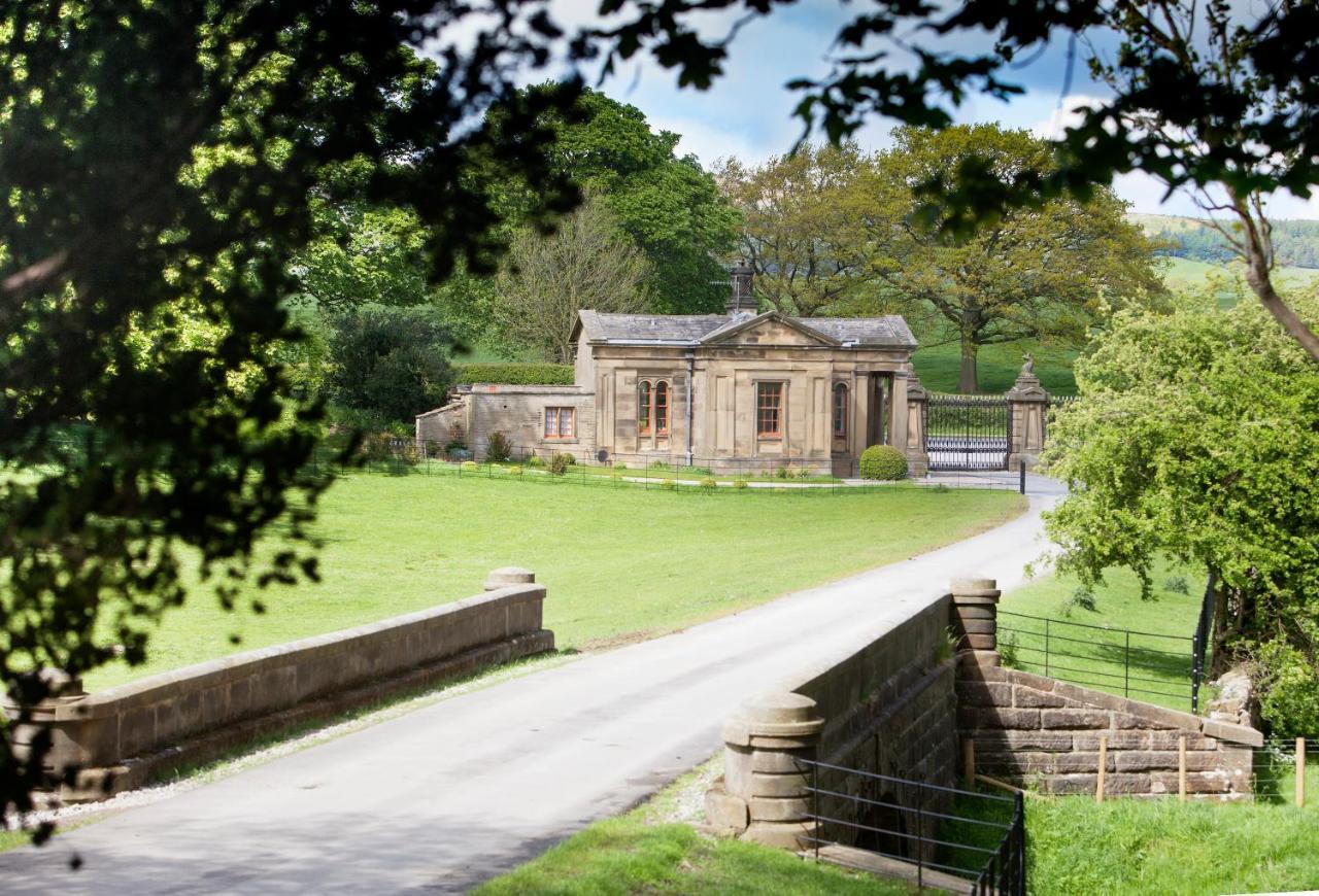 Sycamore Lodge by Birch Stays — 4-Star Luxury Hotel in Broughton, United Kingdom