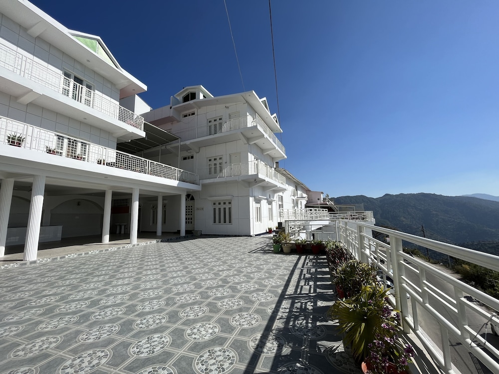 Gautam Residency Chamba in Tehri, India