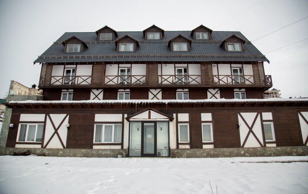 Edelweiss Hotel — hotel in Step'antsminda