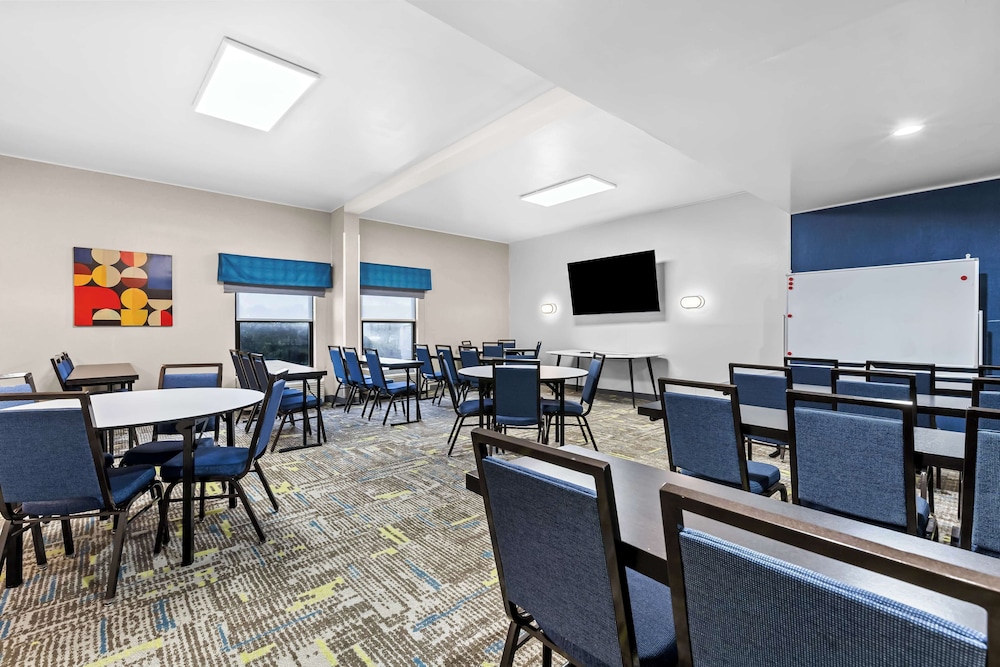Hampton Inn Florence Midtown near University of North Alabama - photo 35
