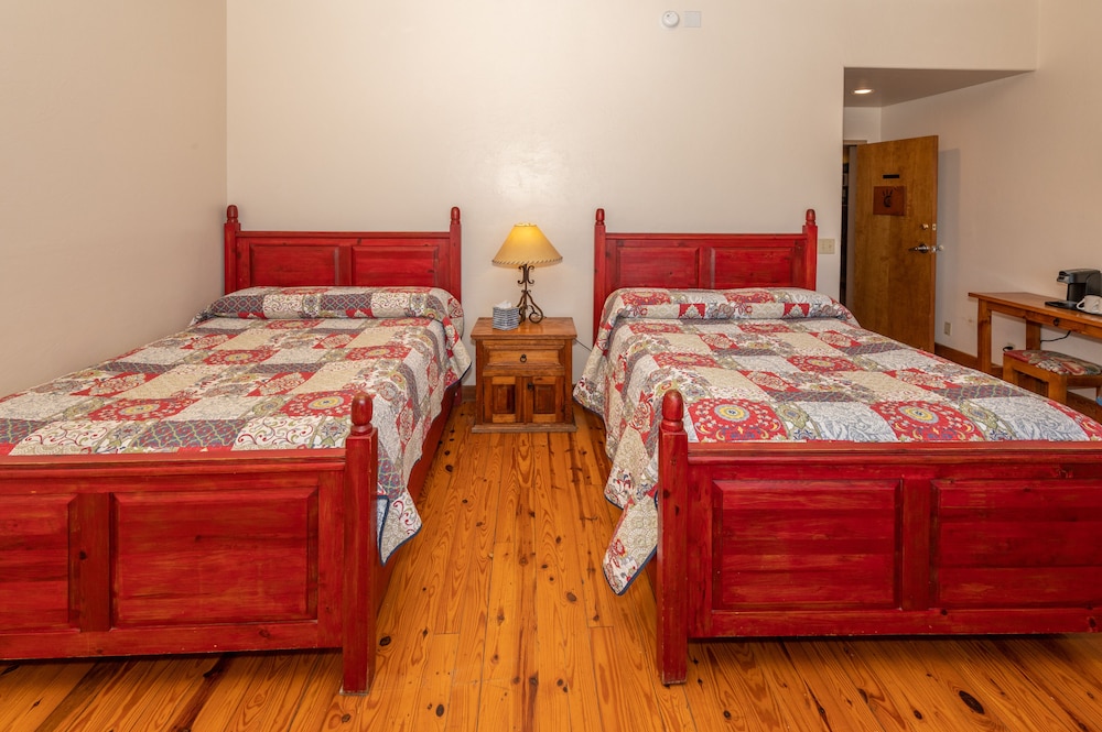 Sonoita Inn - photo 6
