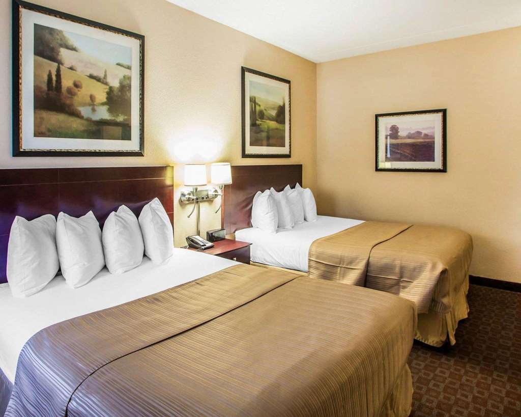 Quality Inn & Suites Peoria North - photo 25